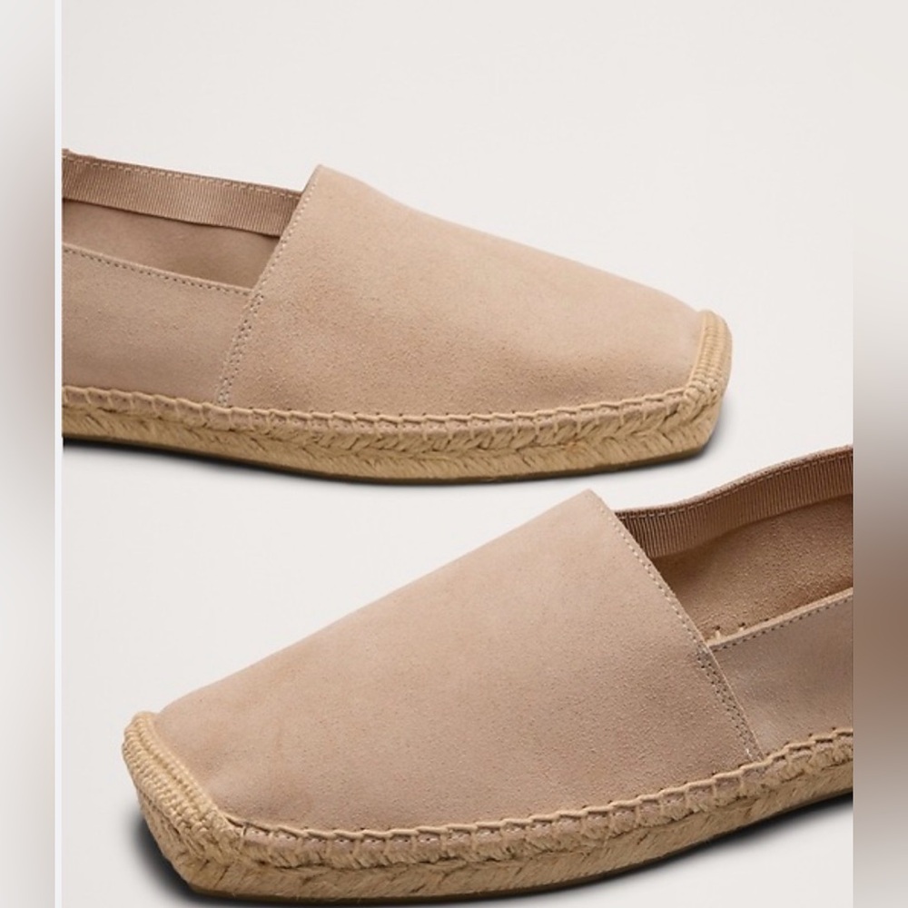 New in box Mivano Italia suede Beige Suede Slip-On Espadrilles, 7